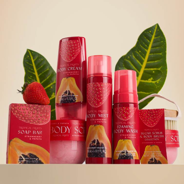 Tropical Fruits Strawberry and Papaya Body Cream 200ml - Image 3